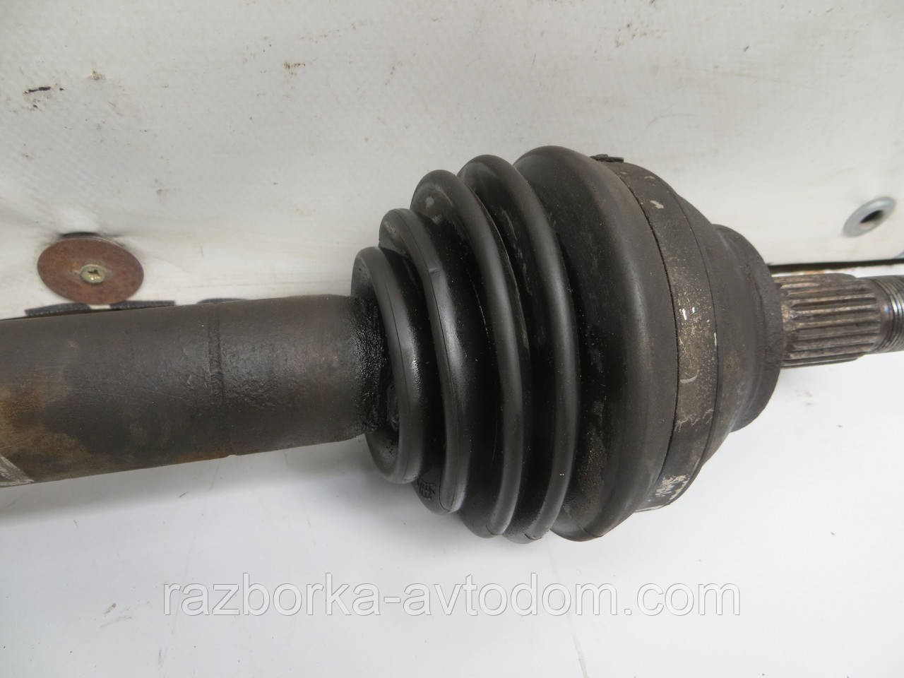 Напівось ліва Citroen Berlingo B9 (08-18) 1.6HDI 9660782780