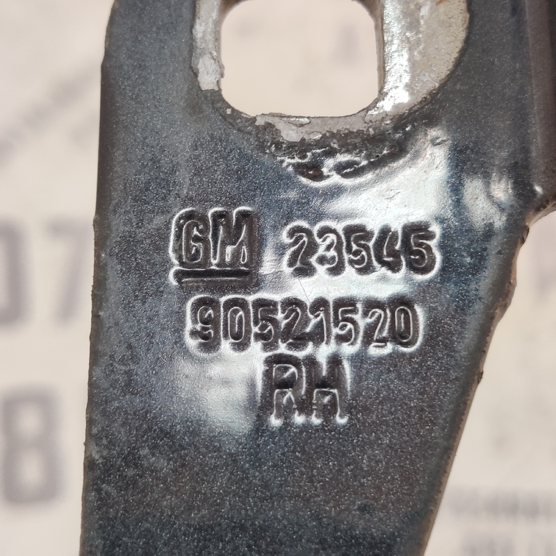 Петля капоту права Opel Astra G (97-04) 2.0 дизель