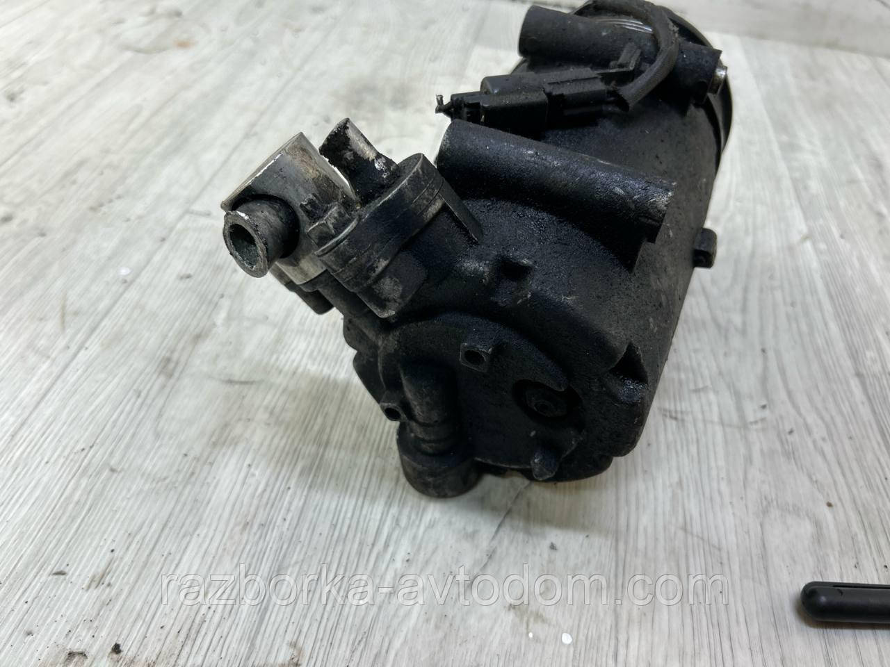 Компресор кондиціонера Ford Mondeo MK4, S-max (06-15), Galaxy (06-15), Volvo C70, S80, V70 OE: 8fk351334051