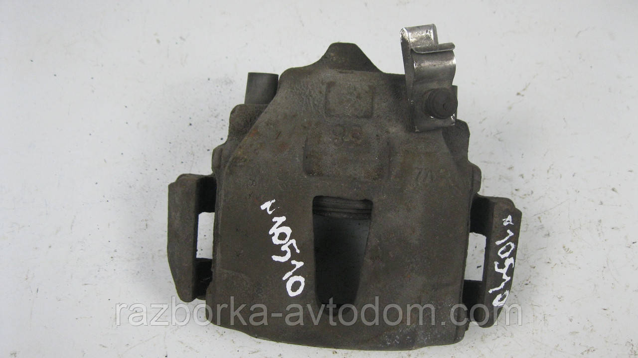 Суппорт передній правий Ford Scorpio (1985-1992), Ford Sierra (1987-1993) OE:6189161