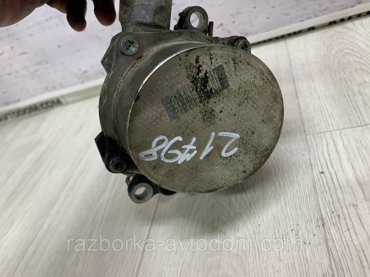 Вакуумний насос Renault Megane,Scenic III , Megane 3 , Trafic 3 1.6 DCI (09-16) OE:146503760R