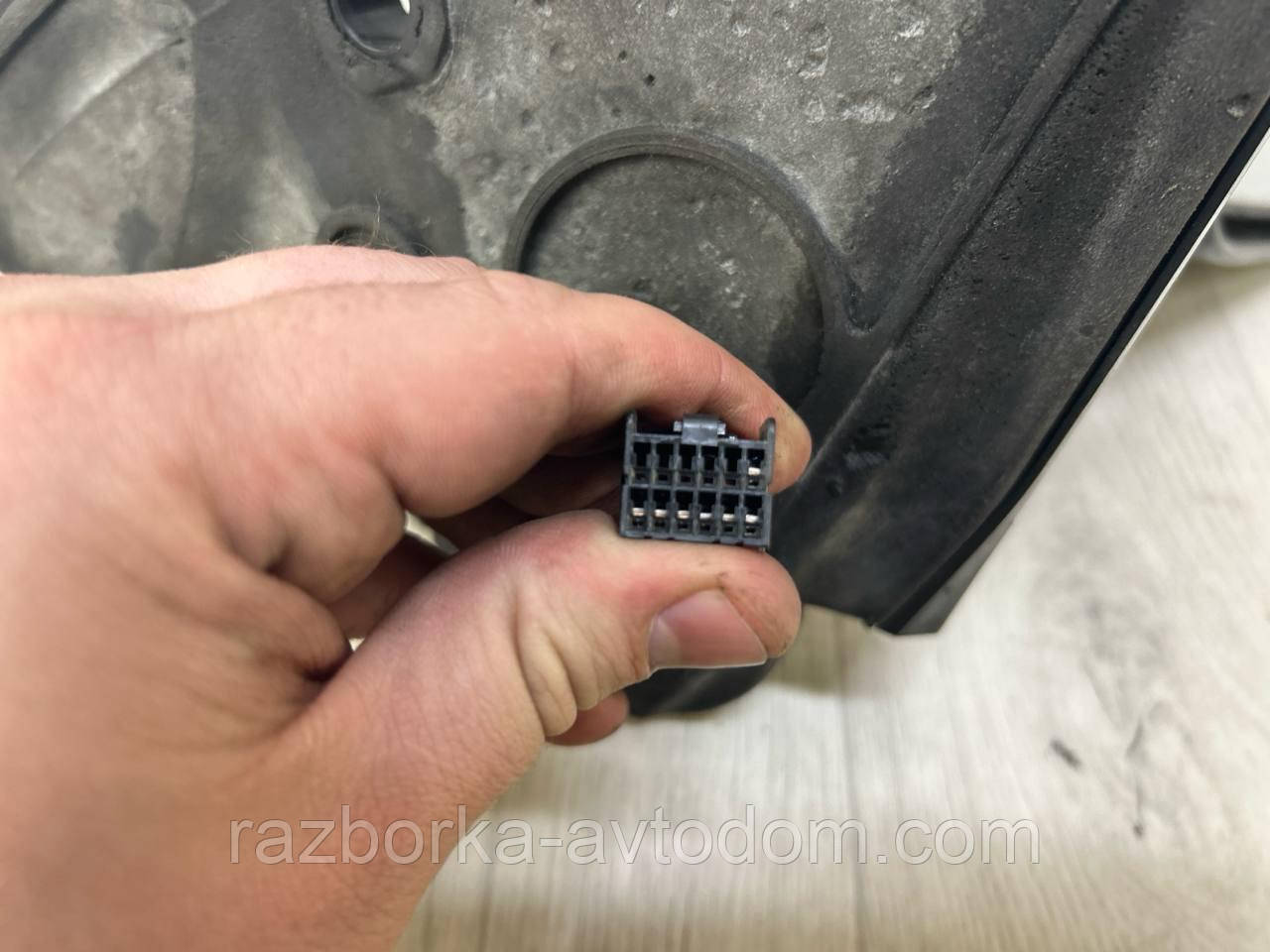 Дзеркало праве електро 7pin Chrysler Voyager 4 (2004-2008) OE:04894412ad ДЕФЕКТ!
