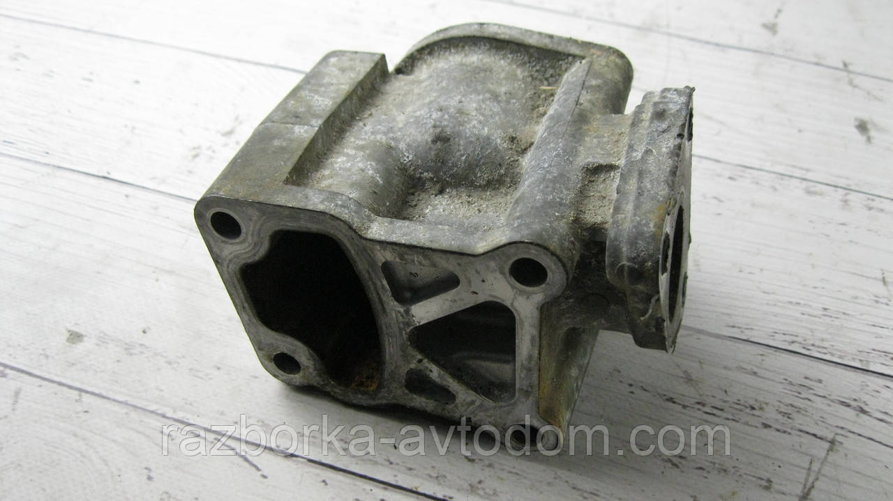 Корпус термостата Mitsubishi Pajero Sport 1 (1997-2009) OE:MD307132 фото 2