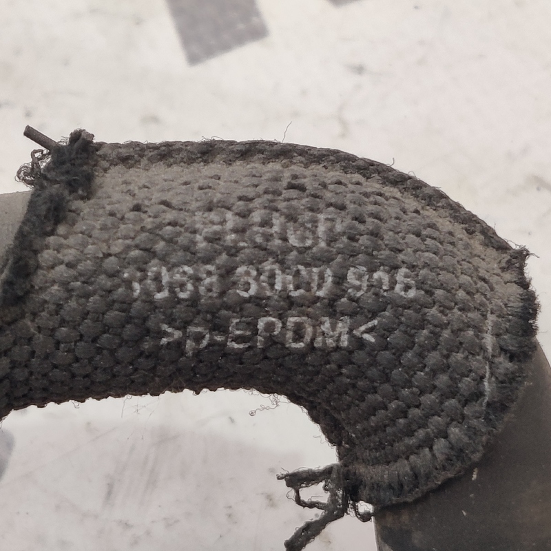 Вакуумна трубка Audi A4 B8 (07-15) 2.0 Дизель