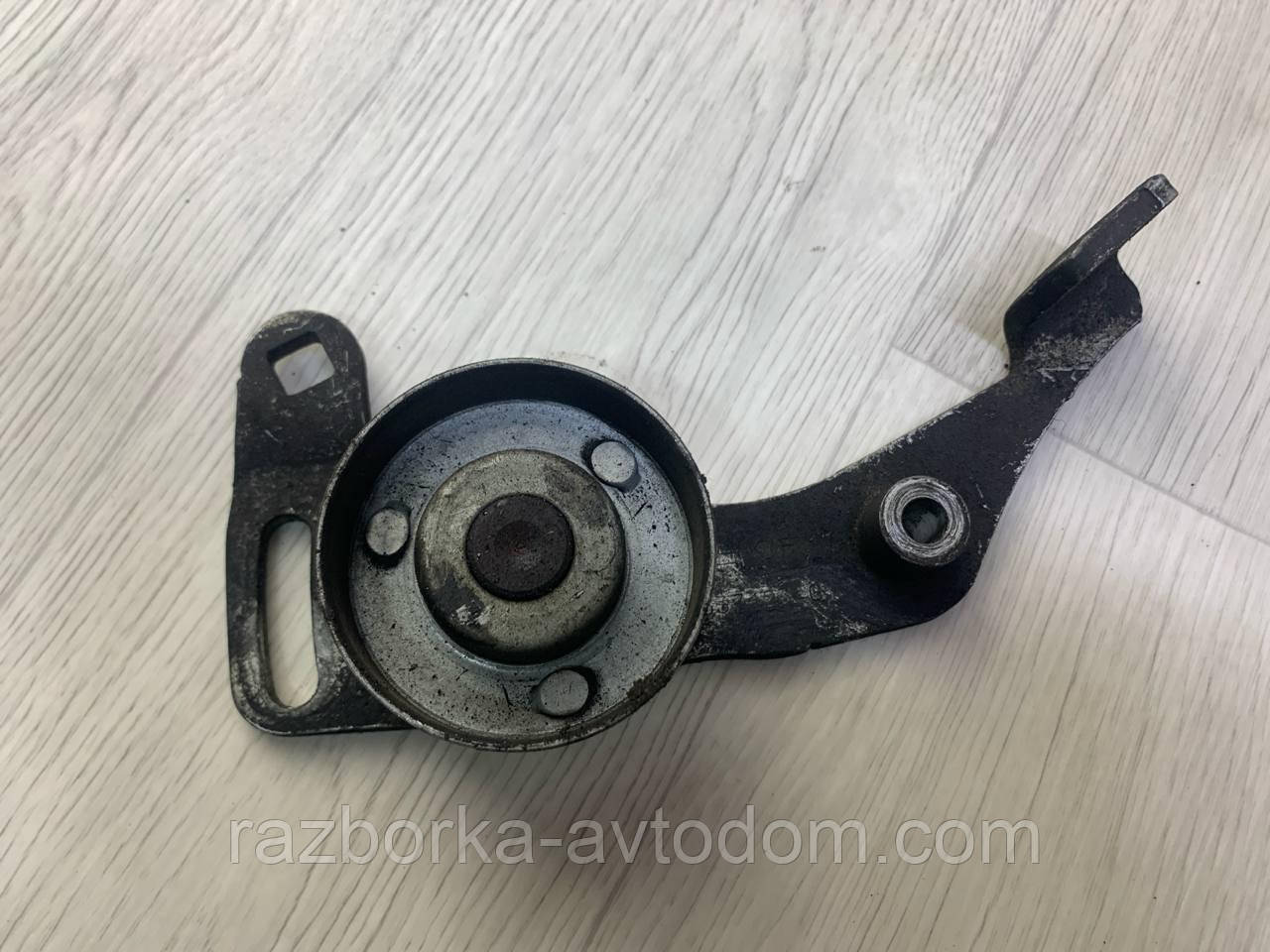 Ролик ГРМ Fiat Ducato 230, Peugeot Boxer, Citroen Jumper (1994-2002) OE: 9617188680