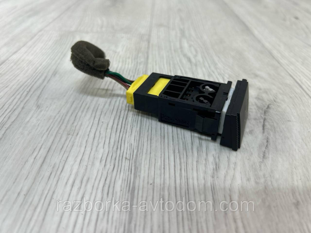 Кнопка протитумованих фар задніх Hyundai Getz (02-05) OE: 937301C000 фото 2