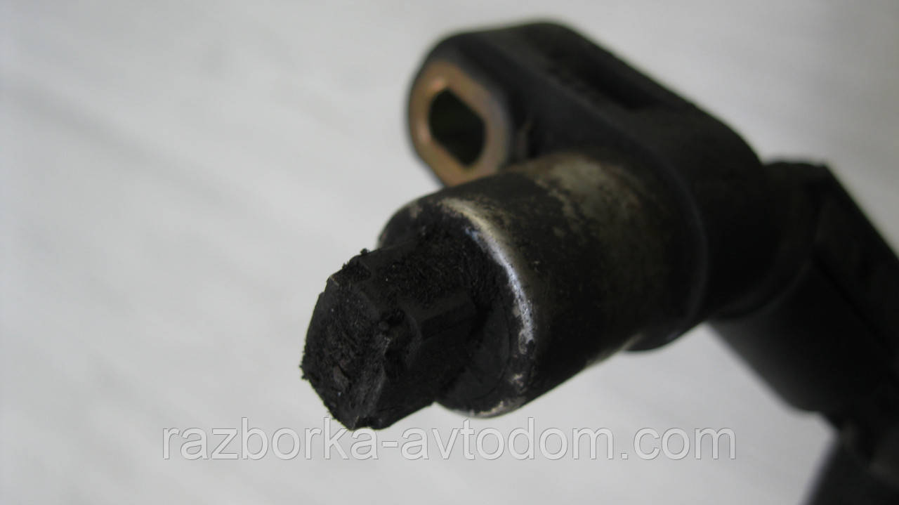 Датчик ABS передній лівий VW Golf 4, Caddy 2, Polo 3, Passat B3/B4, Audi A3, TT OE: 1H0927807