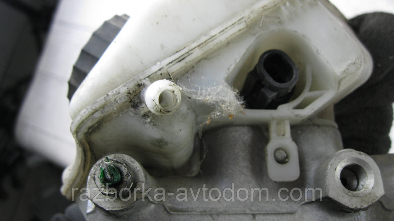 Головний гальмівний циліндр Opel Combo C (2001-2011), Corsa C (2000-2006) OE:93177770