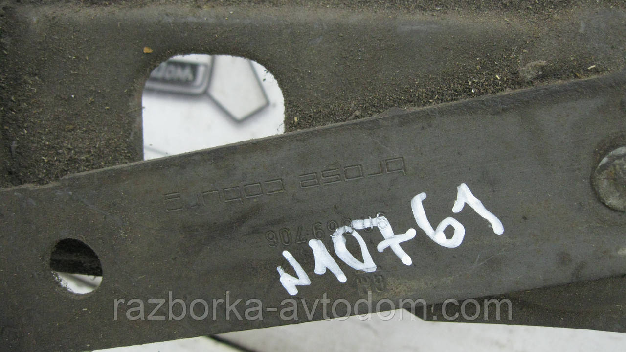 Склопідіймач передній правий (механічний) Opel Kadett D (1979-1984) OE:90069706