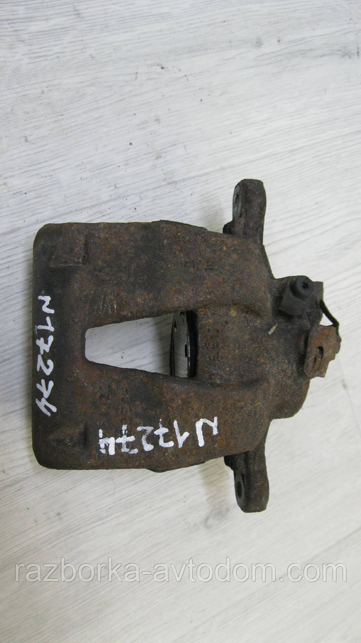 Суппорт передній правий (без скоби) R14 Peugeot Bipper (2008-), Citroen Nemo (2008-), Fiat Fiorino-Qubo (2007-) OE: 77364398