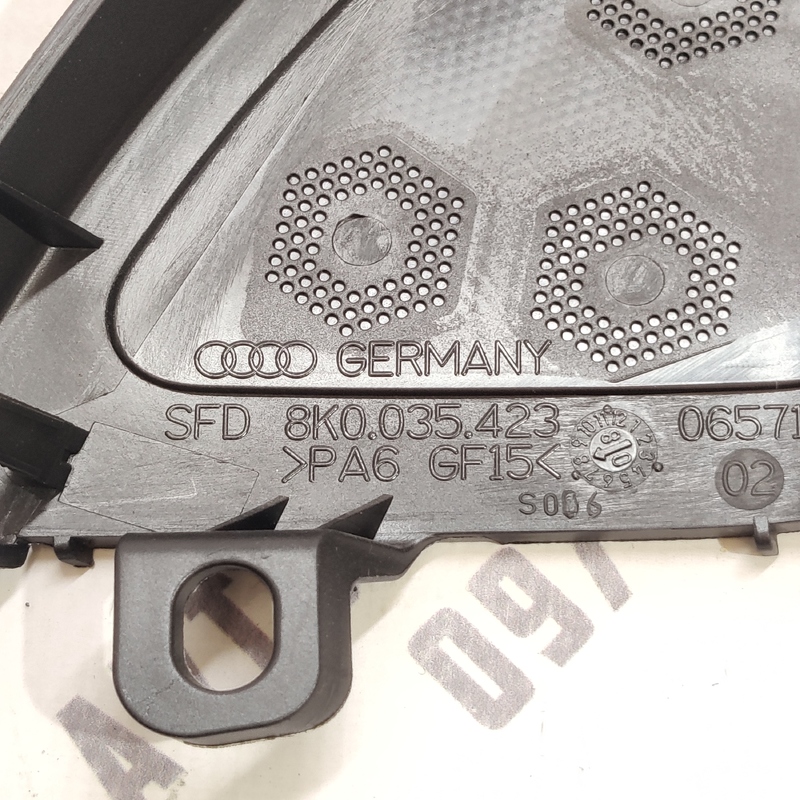 Накладка салону ліва Audi A4 B8 (07-15) 2.0 дизель