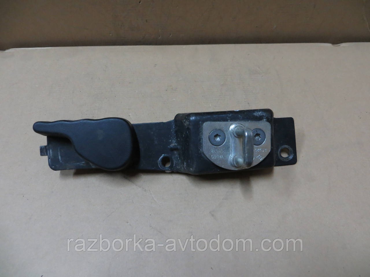 Ручка внутр задня права Renault Kangoo 08-13 8200497811