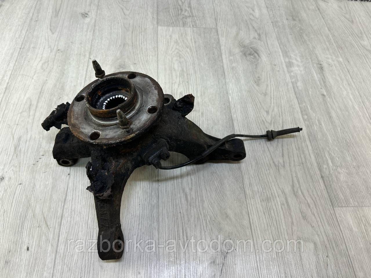 Поворотний кулак передній лівий (цапфа/ступця) Peugeot Bipper (07-16), Fiat Fiorino (07-), Citroen Nemo (07-) OE:3646A1