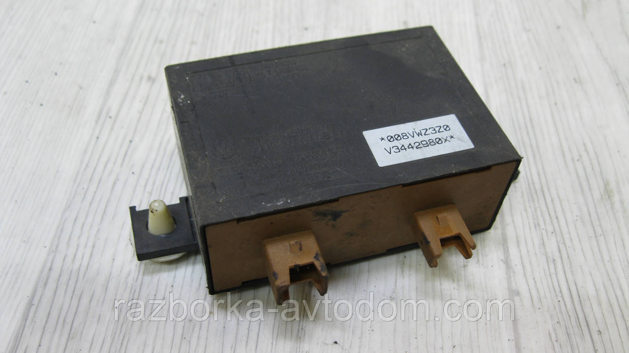 Блок керування іммобілайзером VW T4, Golf 3, Passat B3, Polo OE: 1H0953257BB