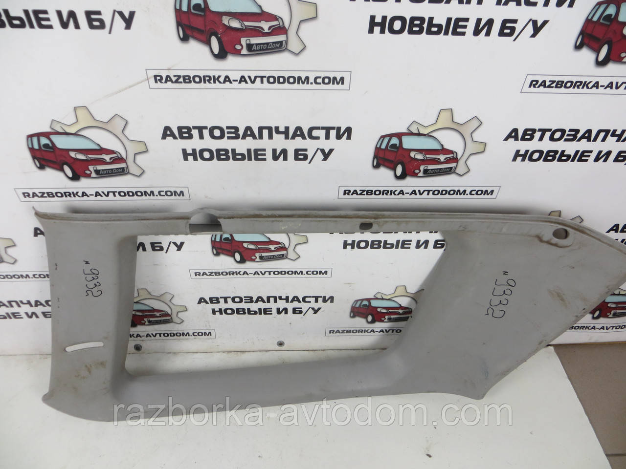 Обшивка стійки багажника ліва Mitsubishi Pajero Sport 1 (1997-2009) OE:MR227525