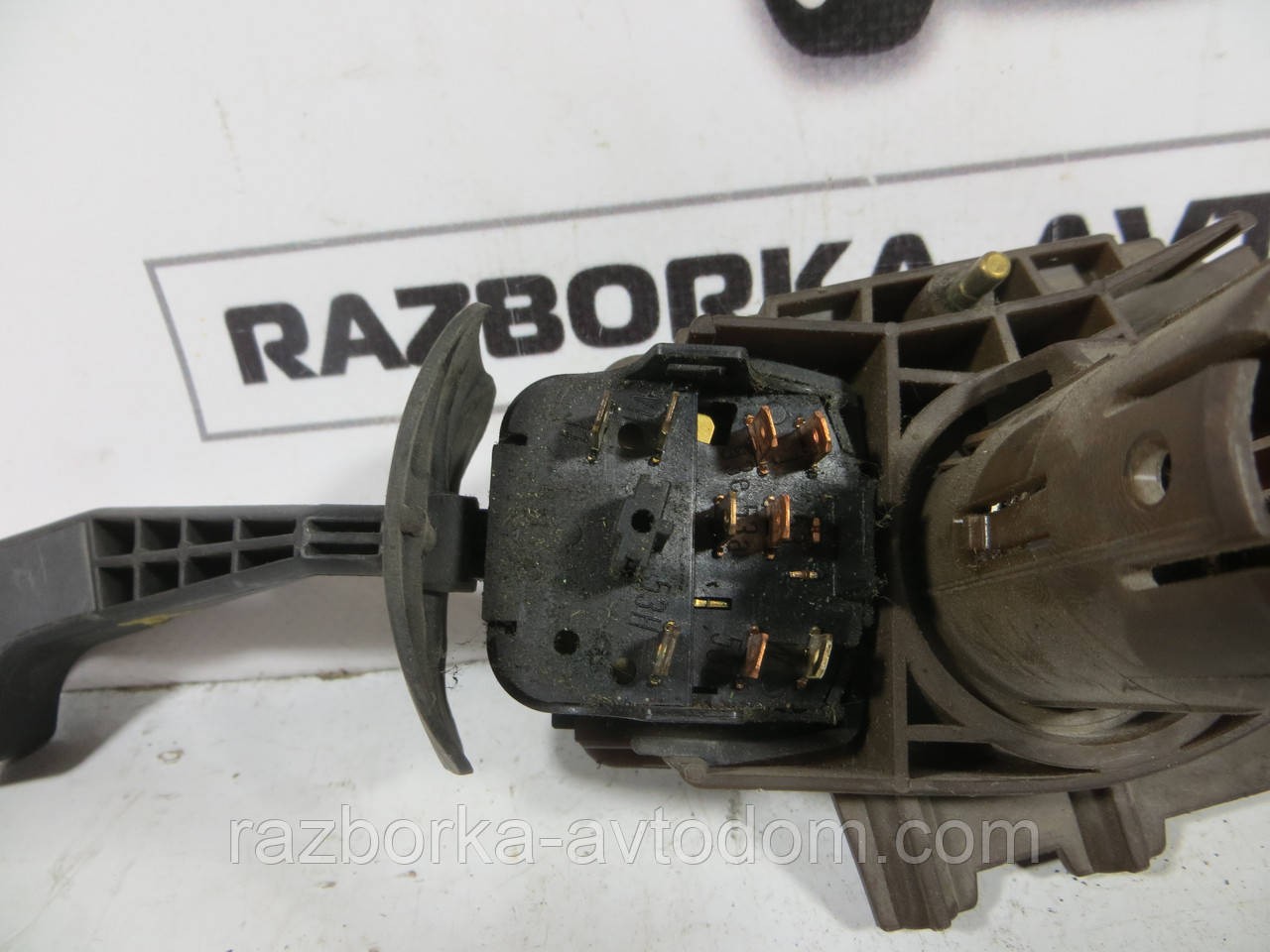 Підрульовий перемикач правий Opel Kadett OEM 90243395