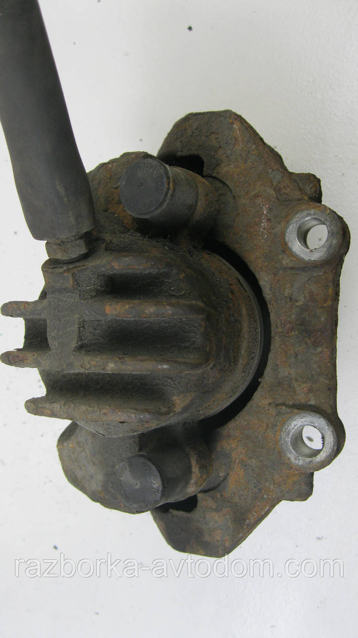 Суппорт передній правий Citroen C4 Picasso (2006-2013) OE:4400 T5
