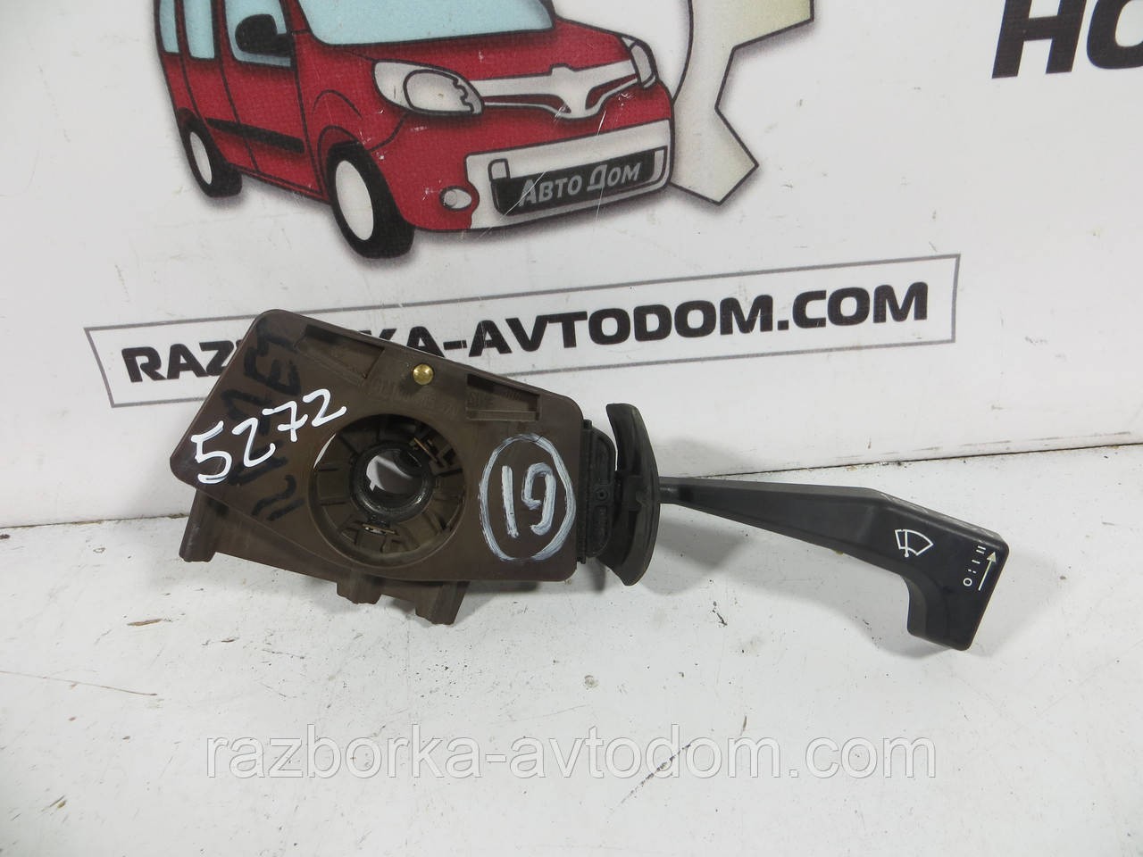 Підрульовий перемикач правий Opel Kadett OEM 90243395