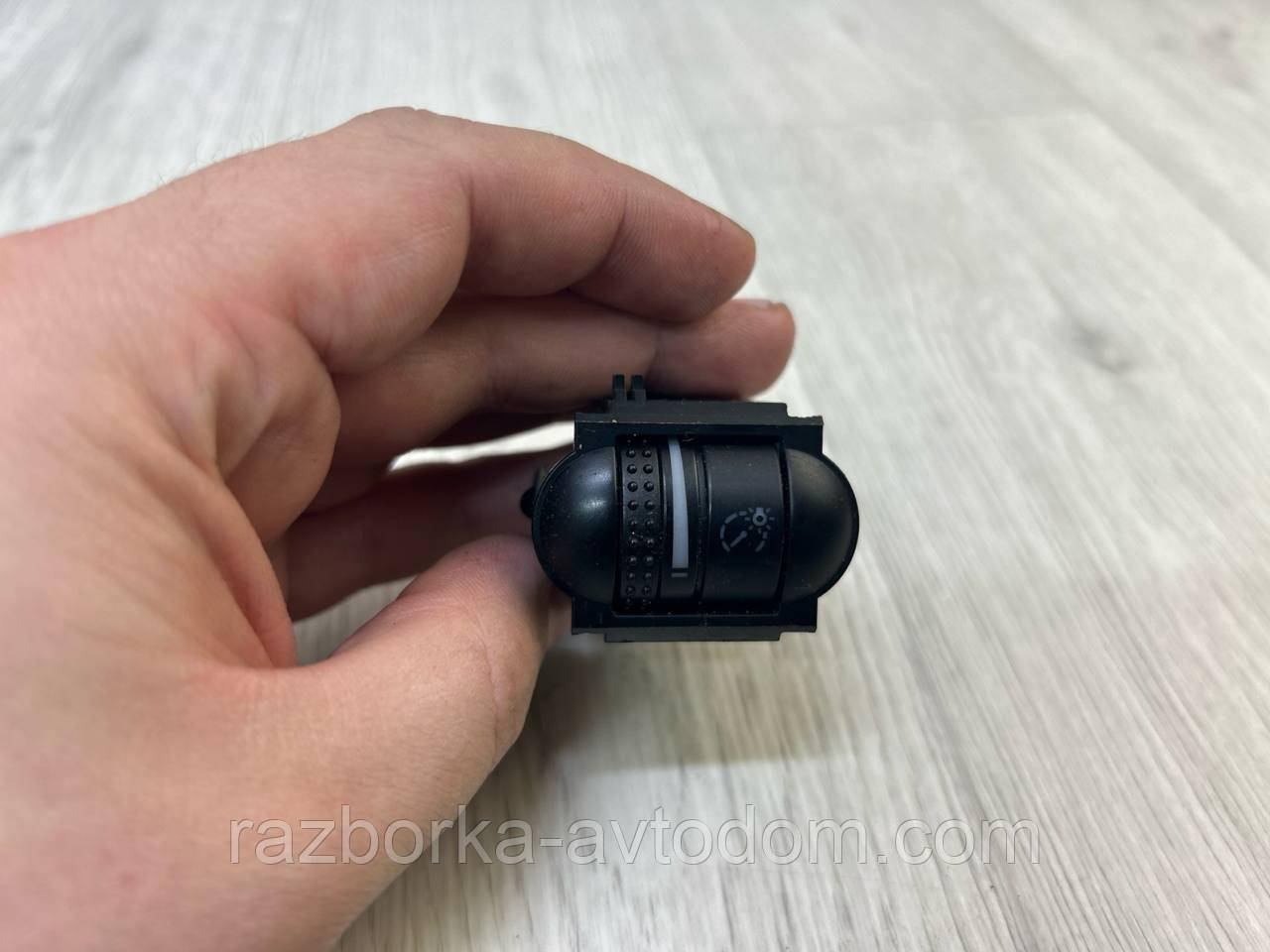 Кнопка регулятор коректора фар Skoda Superb (02-08), VW Passat b5 OE:3b0941333b