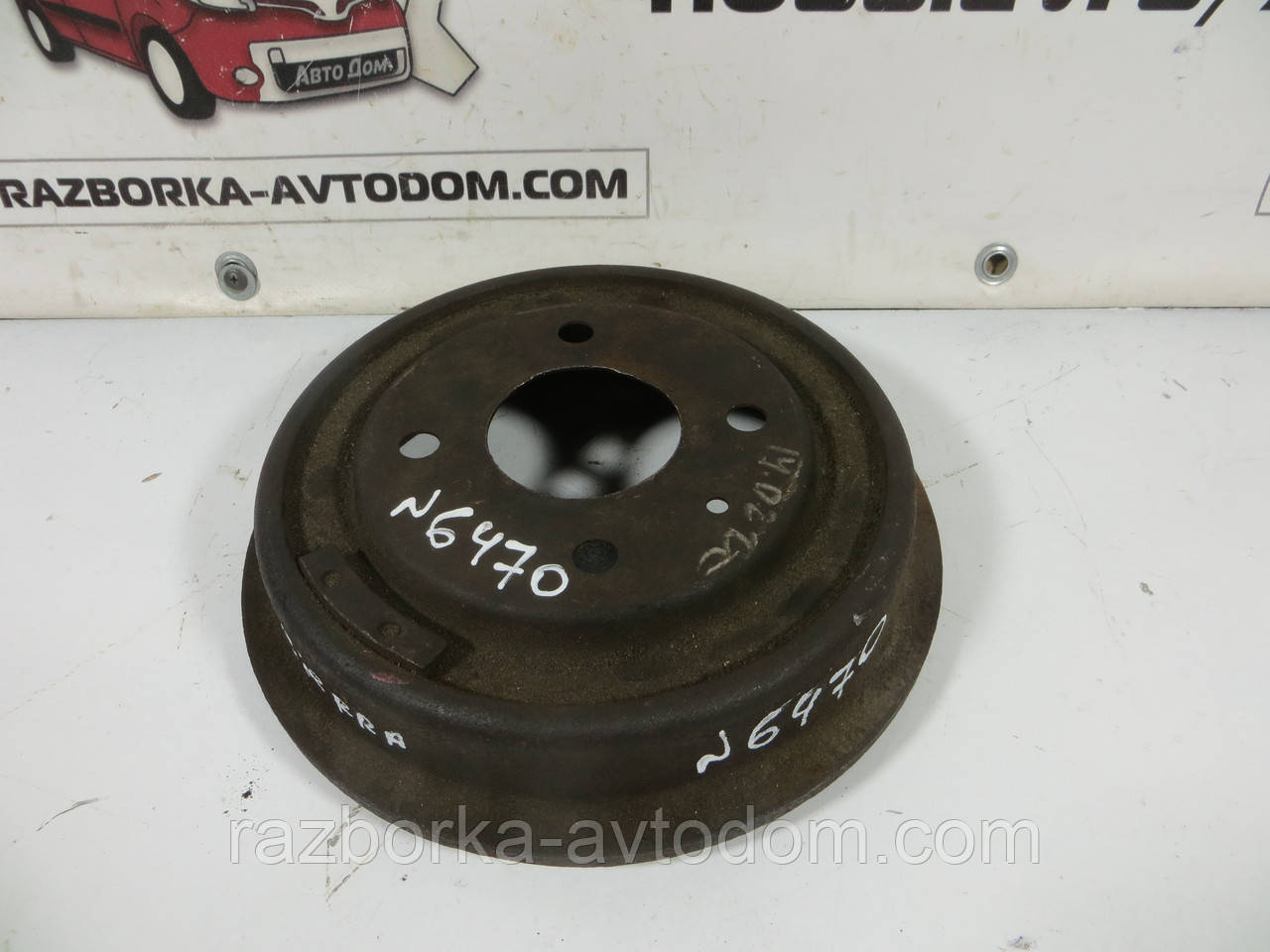 Тормозной барабан задний Ford Sierra , Escort , Orion , Taunus  ОЕ:  6183822