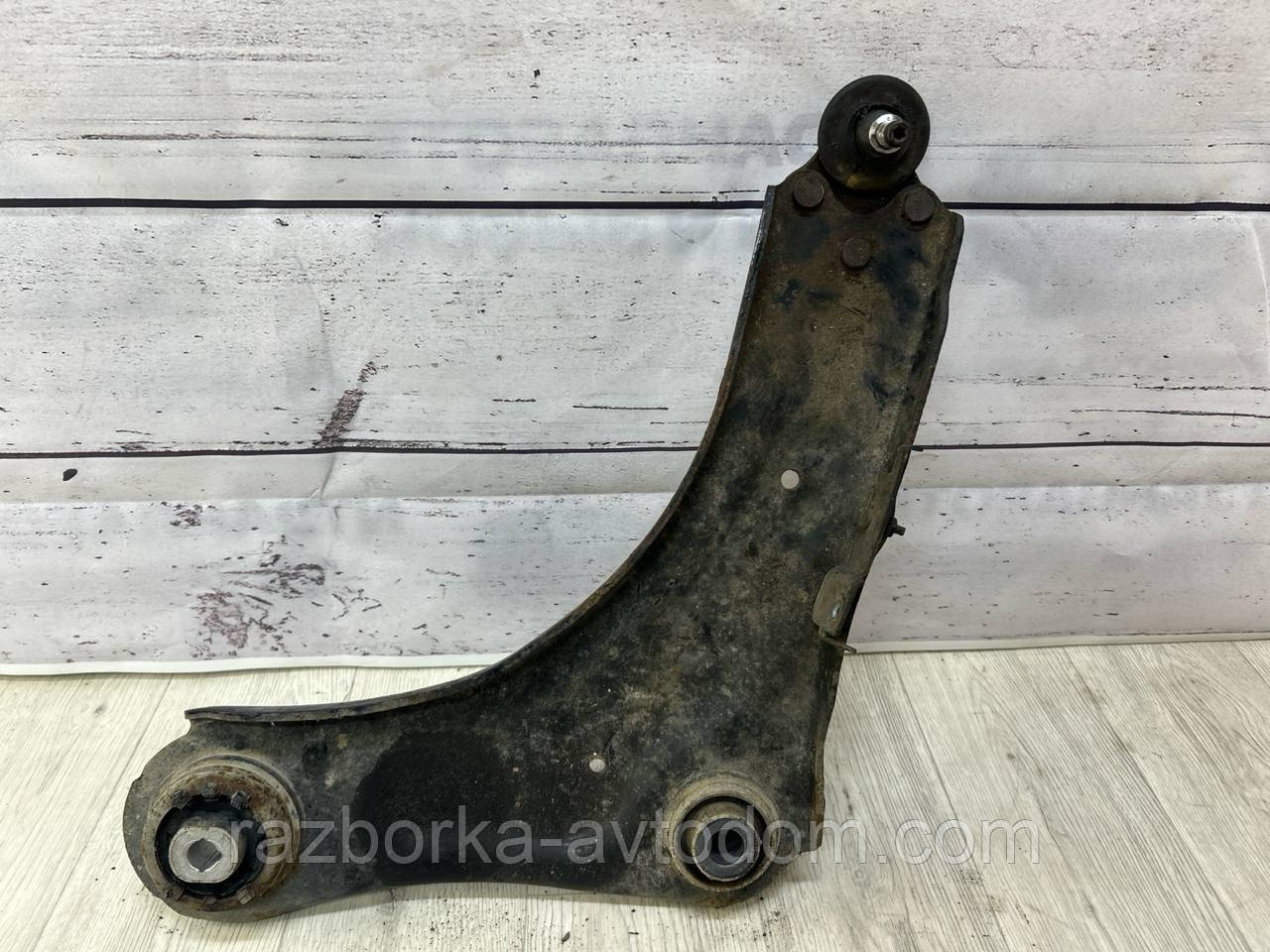 Важіль передній лівий Renault Scenic 3, Megane 3 (09-16) OE:545016101r Дефект