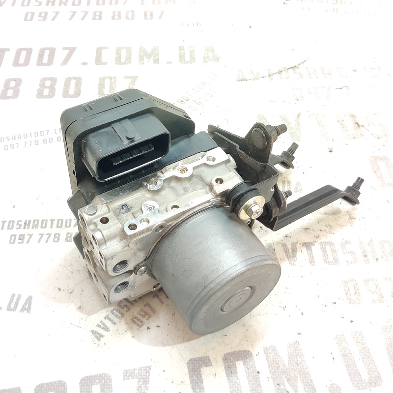 Блок АБС Infiniti Q50 (13-) 3.0 бенз 476604GU0A
