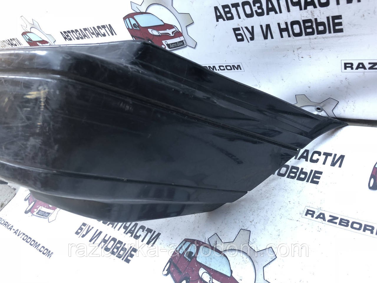 Бампер задній Nissan Sentra купе (85-90) 8502265A00