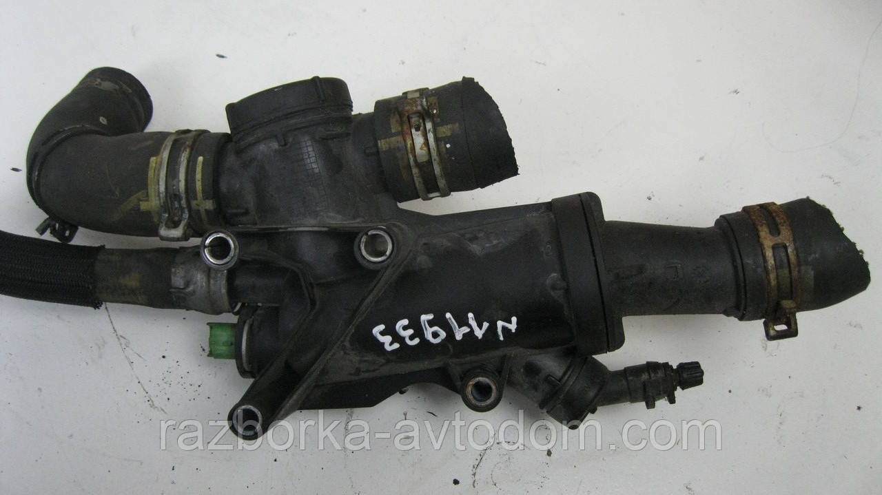 Корпус термостата Citroen C4 Picasso, Jumpy, Peugeot Expert, Scudo (2006-2013) 2,0 HDI OE:1336Y9