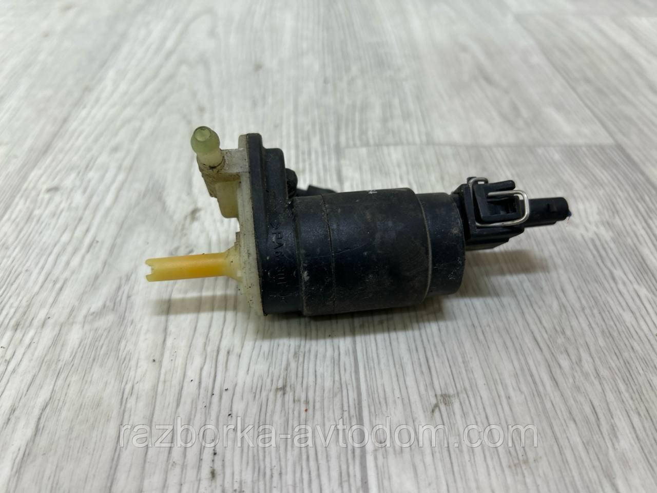 Моторчик-бачка омивача Opel Vectra C, Signum, Zafira B, Combo OE:24439254 фото 2