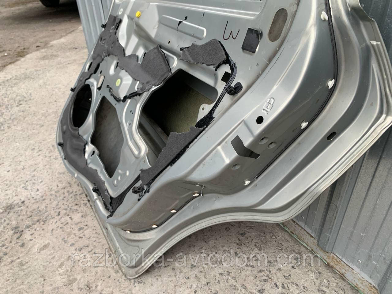 Двері задня права (універсал) Ford Mondeo (07-10) OE: 1582403 (колір Chill)