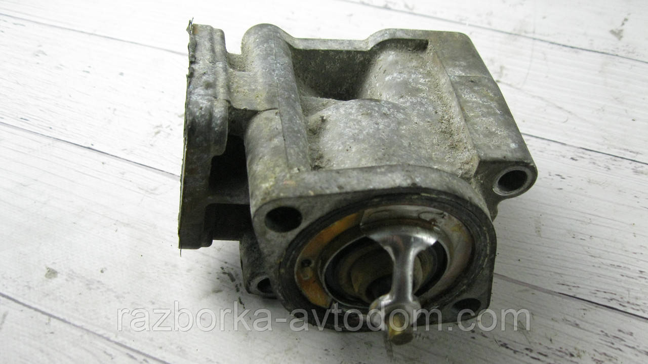 Корпус термостата Mitsubishi Pajero Sport 1 (1997-2009) OE:MD307132