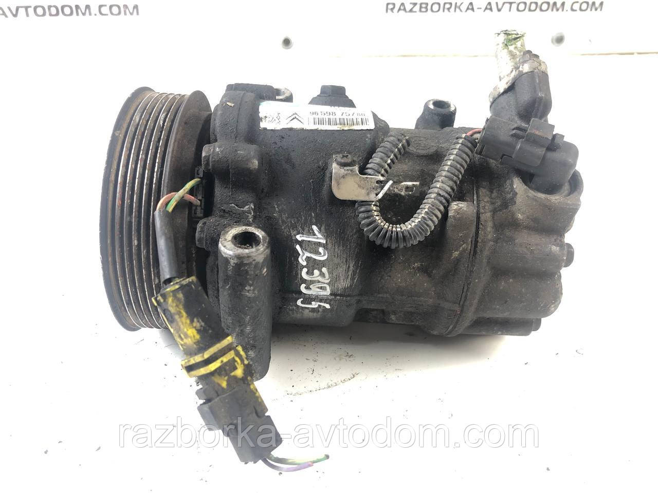 Компресор кондиціонера Citroen C4 (04-11), Peugeot 2008 (13-18) OE: 9659875780