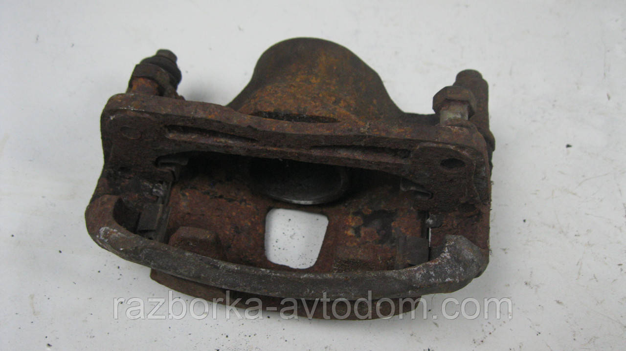 Суппорт передній правий Hyundai Excel, Pony, Accent 2, Mitsubishi Precis OE:5818124A00