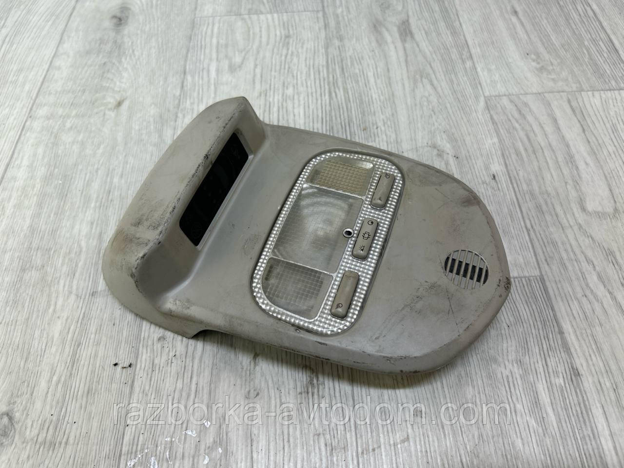 Плафон потолка центральний передний Peugeot 308 (07-), 3008, 508, 5008, OE:9681370177