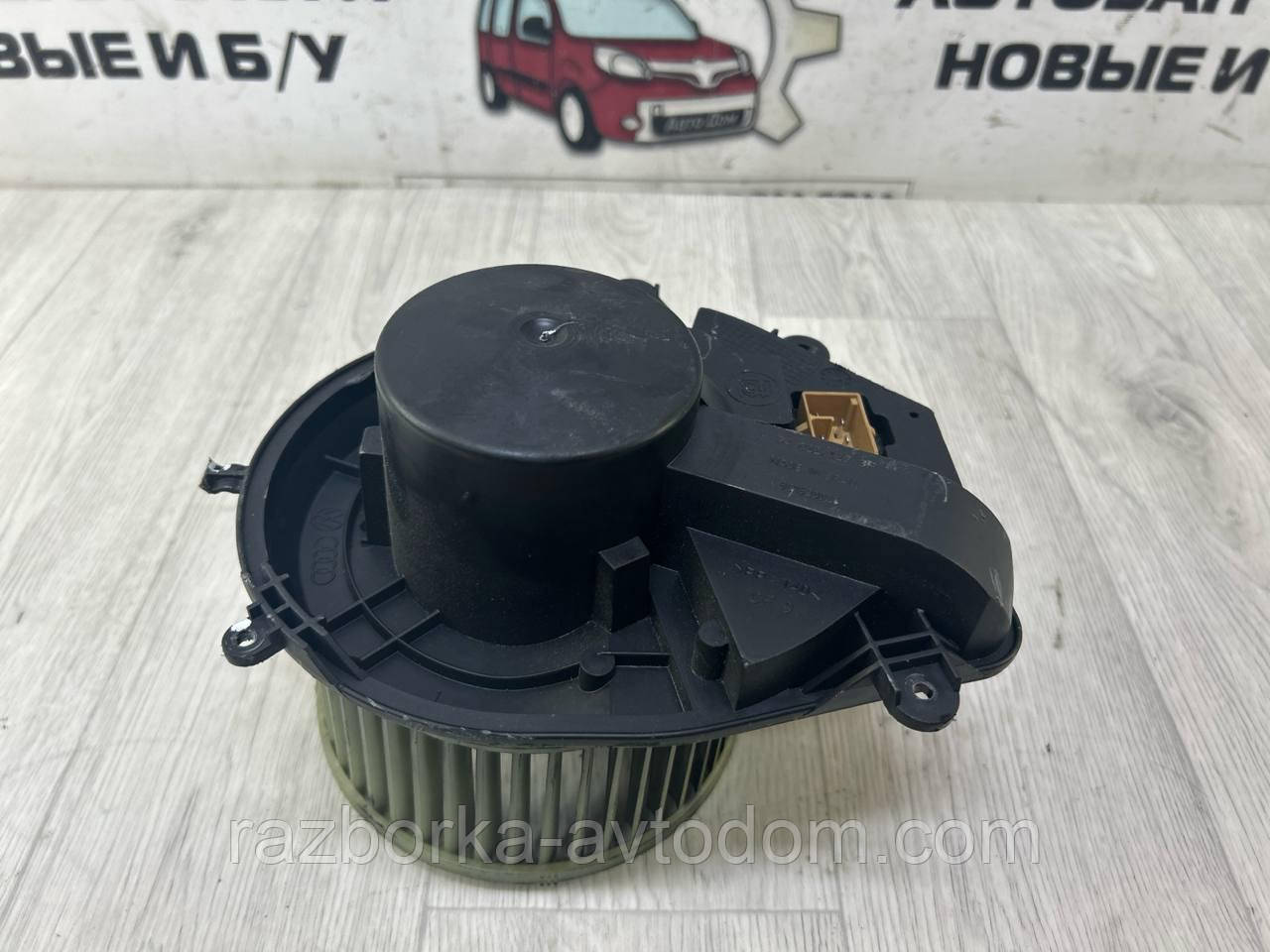 Вентилятор/Міторець печілки VW Passat B5 (95-05), Skoda SuperB, Audi A4 OE:74.022.123.3f, 740221233f