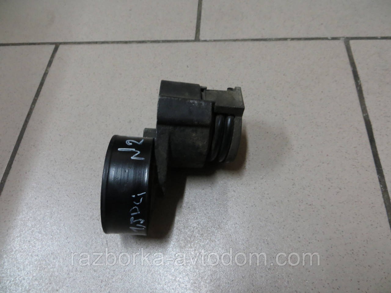 Натяжний механізм ролика генератора Renault Kangoo (08-13) 1.5DCI OE:8200608550