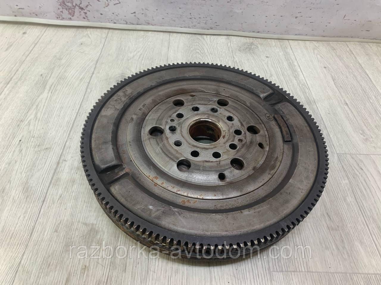 Маховик двигуна (двохмасовий) 2.0TDI Opel Zafira A, Astra G, Vectra C OE:93174633