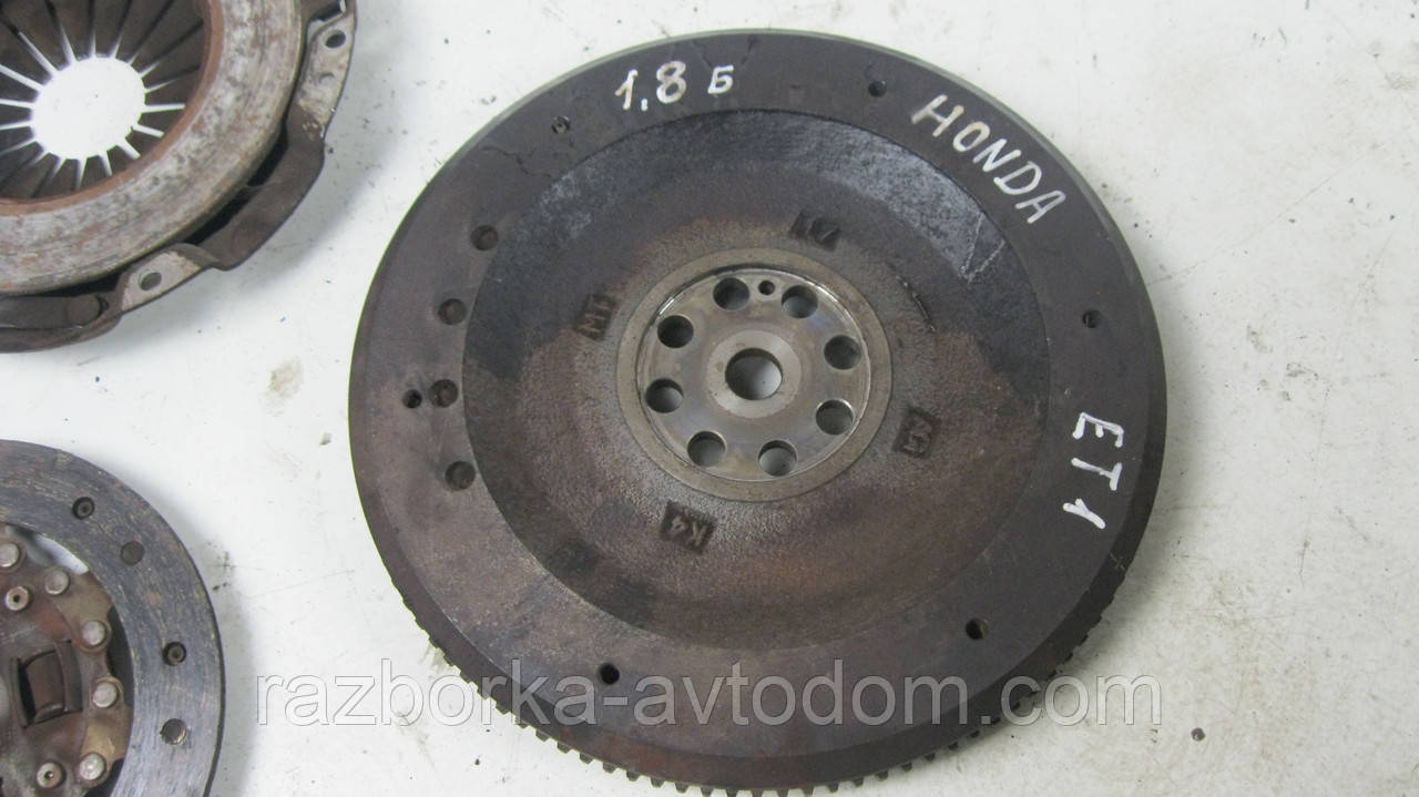 Маховик двигуна Honda Civic 1.8 (1995-2001) OE:22200-PM7-000