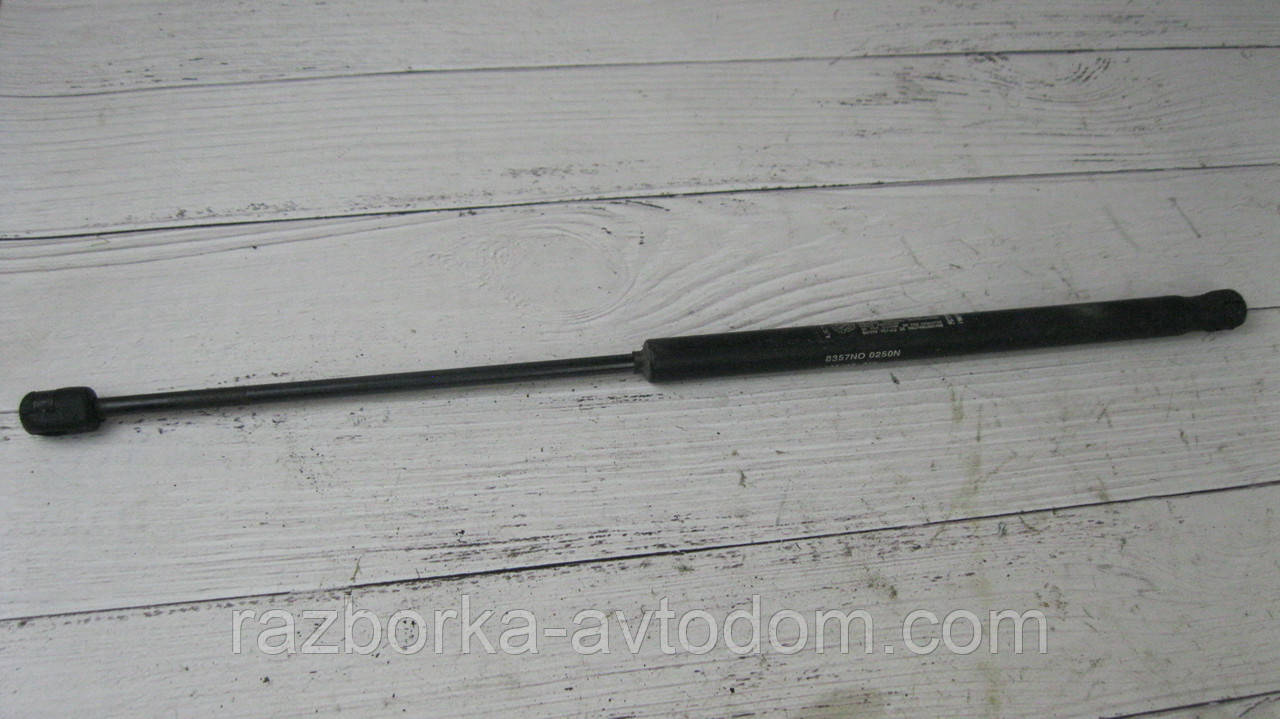 Амортизатор капота Fiat Stilo (2001-2010) OE:46784590