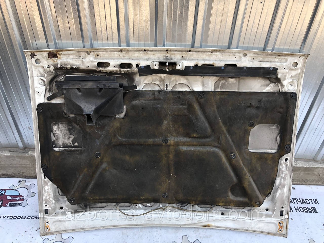 Капот Nissan Cherry N12 (82-86)