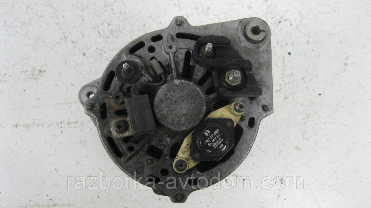 Генератор CA324IR б/у (Bosch) Ford Scorpio, Ford Sierra, Ford Transit, Daimler Daimler (1 ПАЗ клин) 90 А