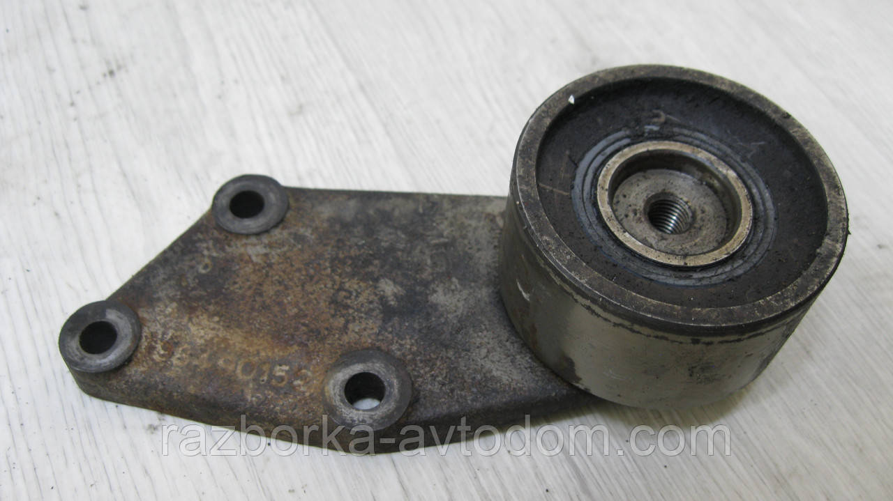 Кронштейн кріплення ролика ГРМ Fiat Ducato 230 (1994-2002), Renault Master II (1998-2003) 98490152, 500327941