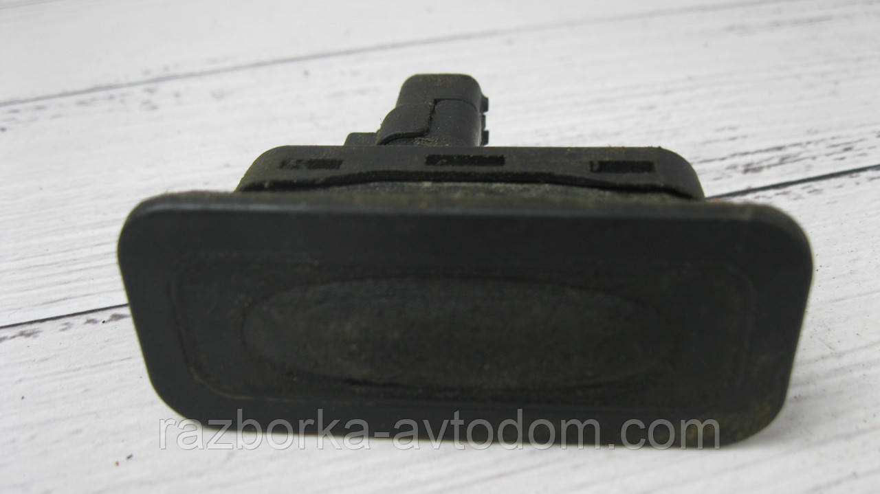 Кнопка відкривання кришки багажника універсал Renault Laguna 2, 3 (2001-2015), Megane 2 OE:8200076258 фото 2