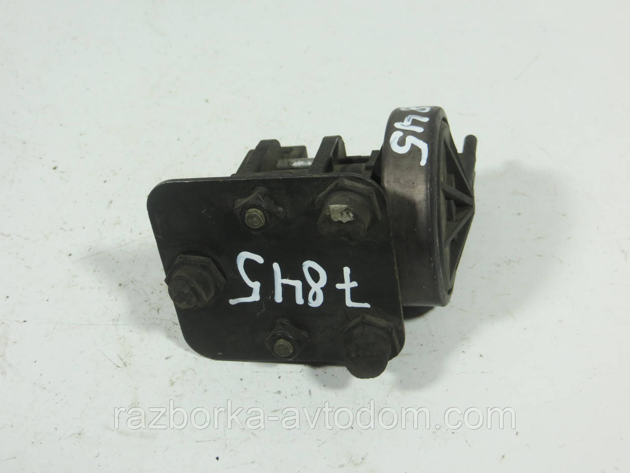 Клапан EGR 1.8D FORD SIERRA (1982-1993) ОЕ: 88GB-9E882-AA, 88GB9E882AA, 6171447