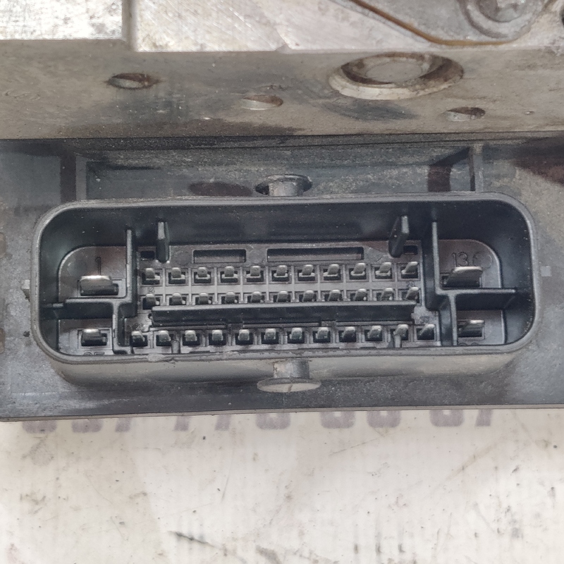 Блок управління АБС Audi A4 B8 (07-15) 2.0D 8K0907379AC