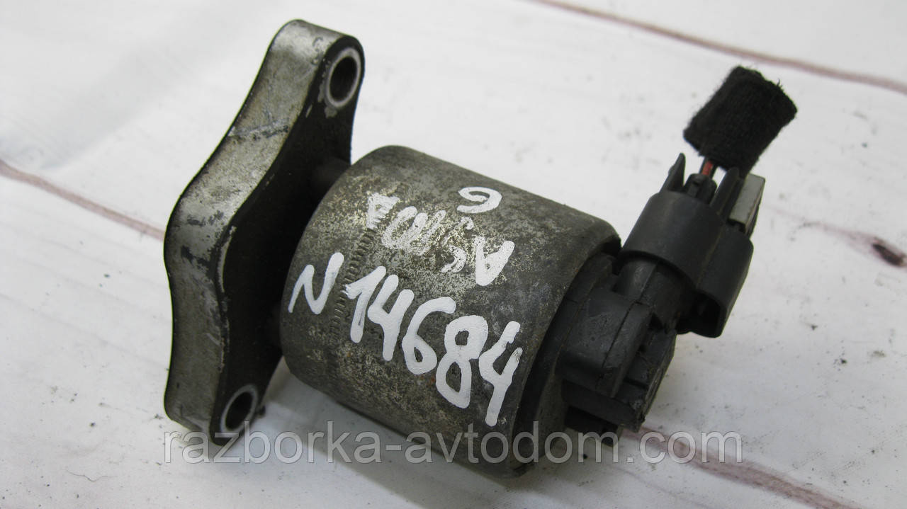 Клапан EGR 1.4i , 1.6i  Opel Astra G, Combo, Vectra B, Meriva A OE:17200272