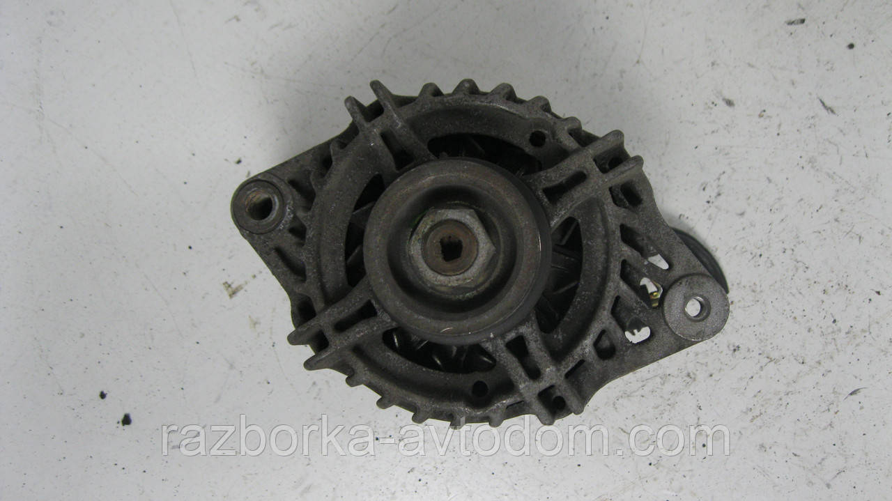 Генератор 3140080E1 б/у (Denco) Suzuki Swift  1,3i (4 ПАЗ руч) 60А