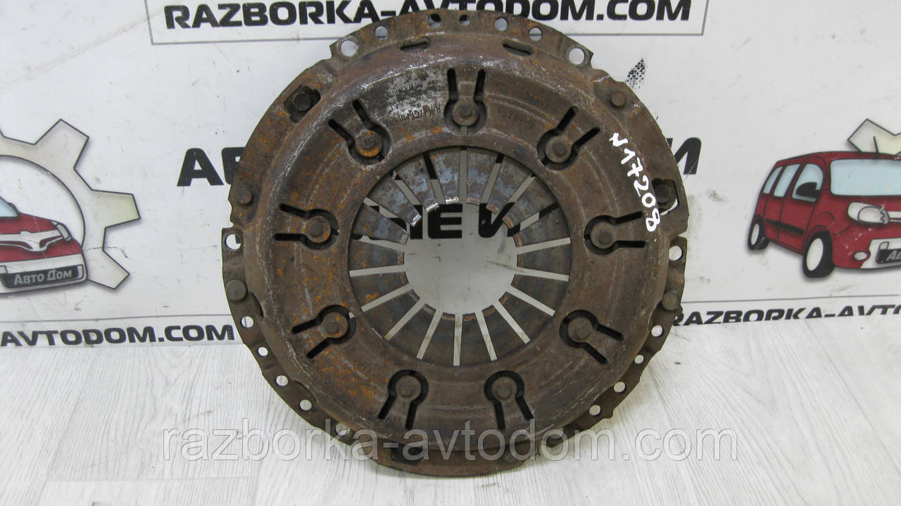 Кошик зчеплення Luk Nissan Bluebird U12, T12, U11 1.8/2.0I OE: 30210Q9015