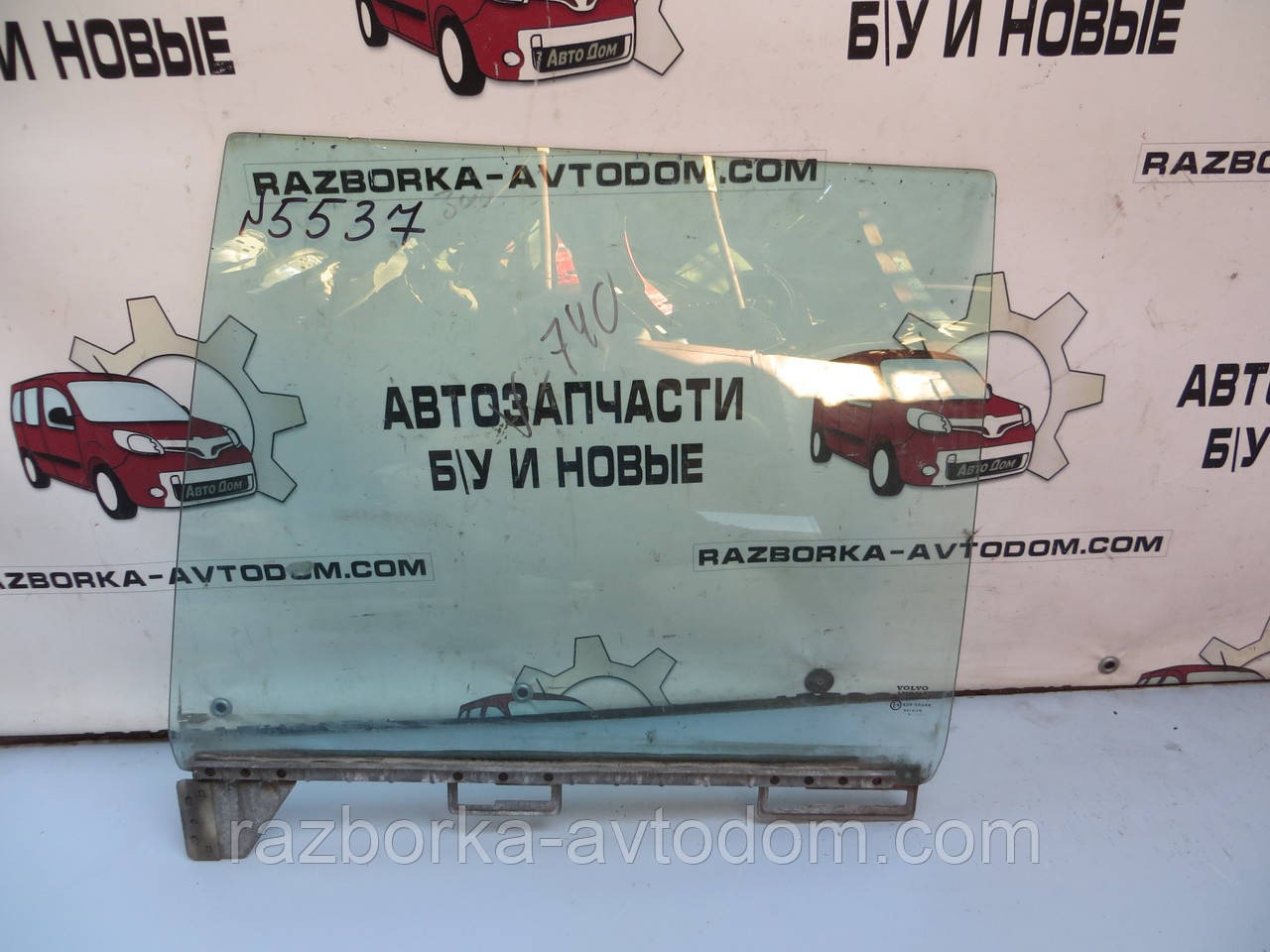 Скло заднього лівого дверцята Volvo 740 (1983-1992) ОЕ: Volvo 1268535