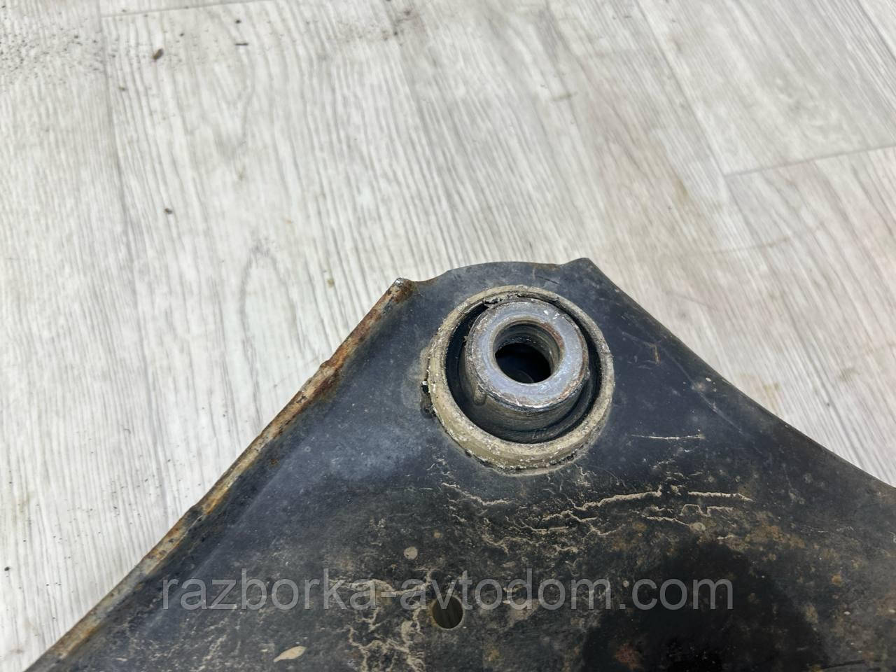Важіль передній лівий Renault Scenic 3, Megane 3 (09-16) OE:545016101r Дефект